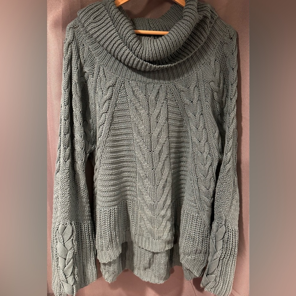Women’s Express Cowl Neck Sweater - Size L